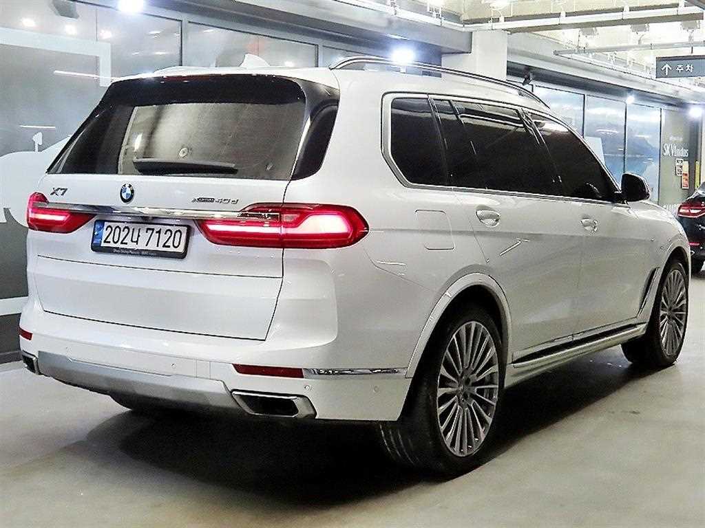 BMW X7 - Vista 4