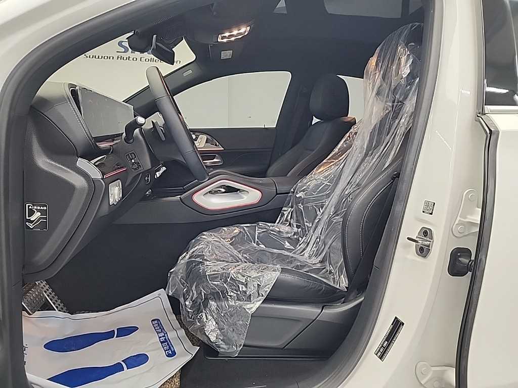 Mercedes Benz GLE Class - Vista 11