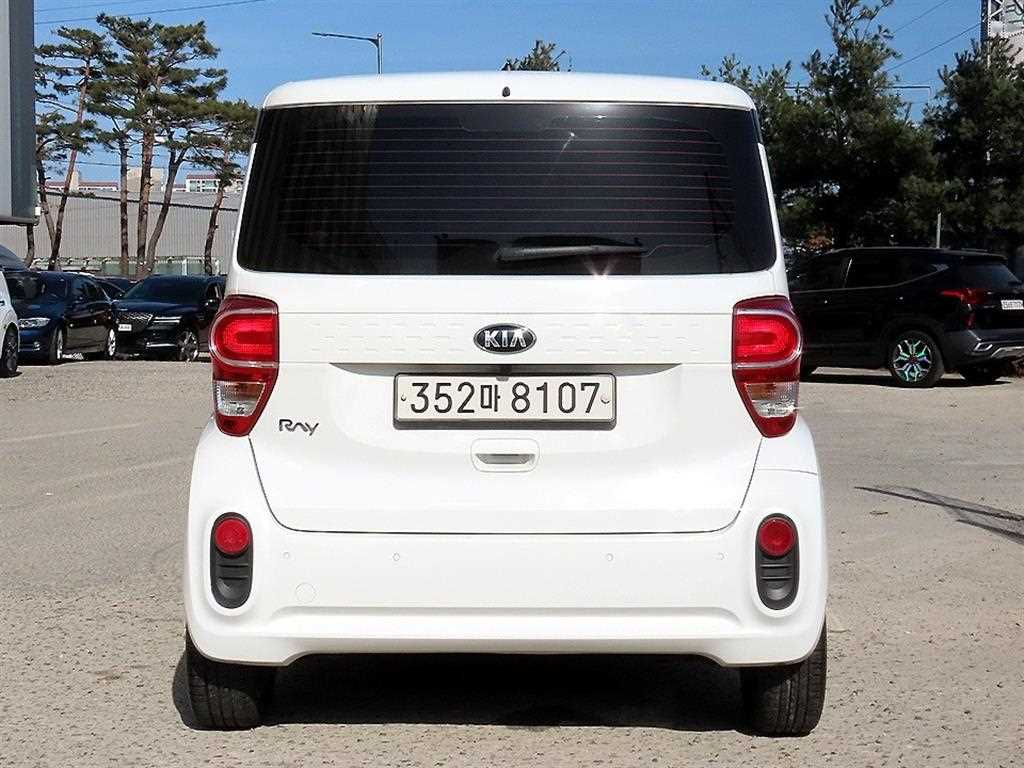 KIA Ray - Vista 4