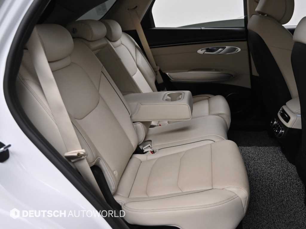 Genesis GV70 - Vista 12