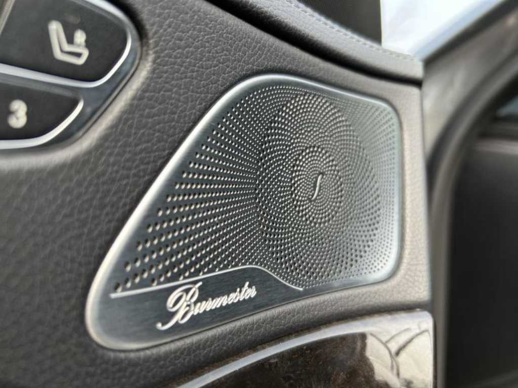 Mercedes Benz S Class - Vista 11