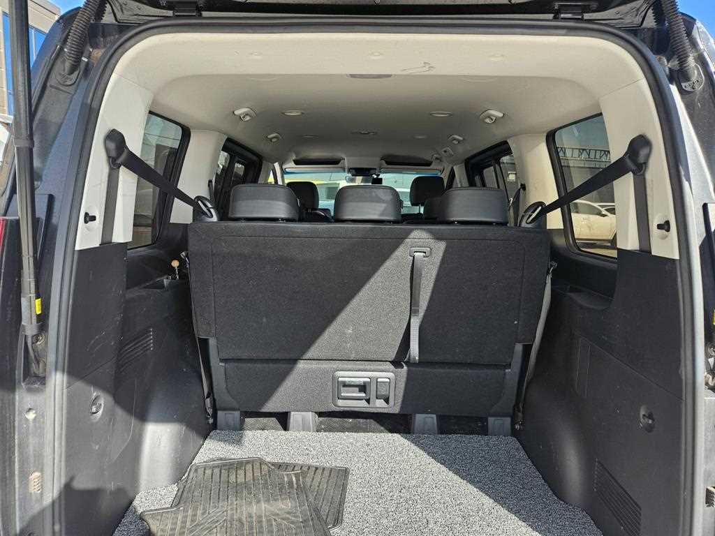 HYUNDAI Staria - Vista 7