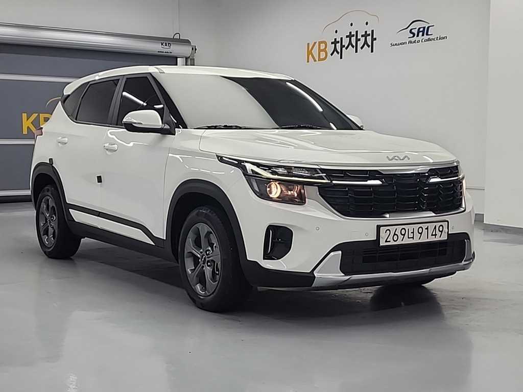 KIA Seltos - Vista 4