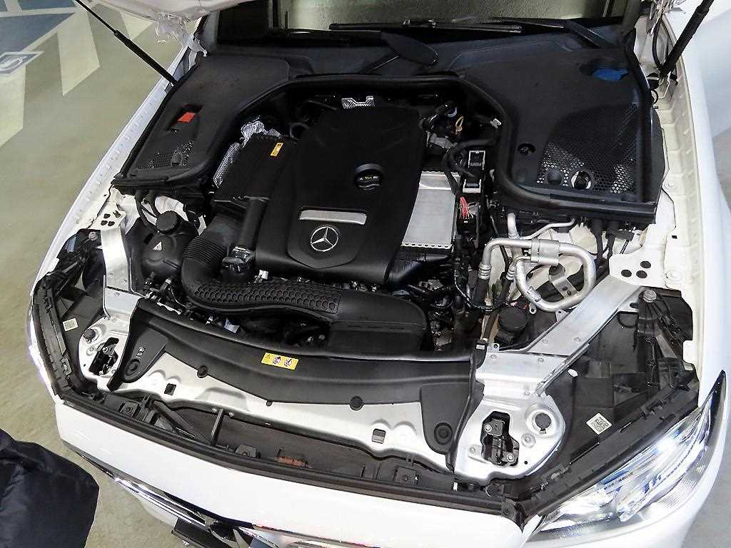 Mercedes Benz E class 2017 Blanco - Importación desde Corea - HF Imports Iquique - Foto 19