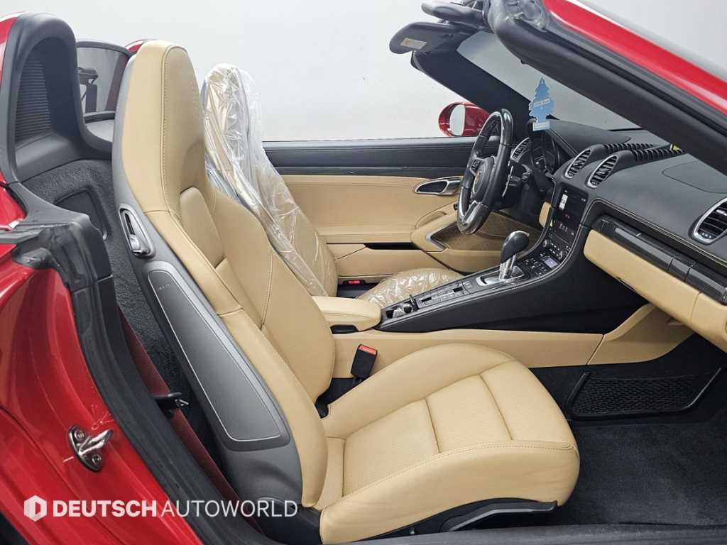 Porsche 718 - Vista 10