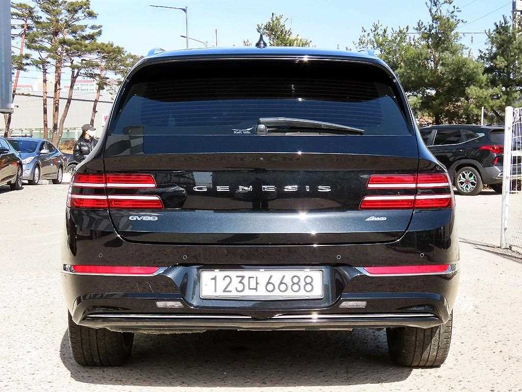 Genesis GV80 - Vista 4