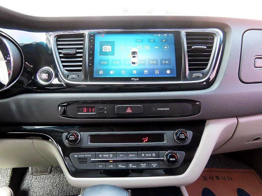 KIA Carnival 2017 Negro - Importación desde Corea - HF Imports Iquique - Foto 14