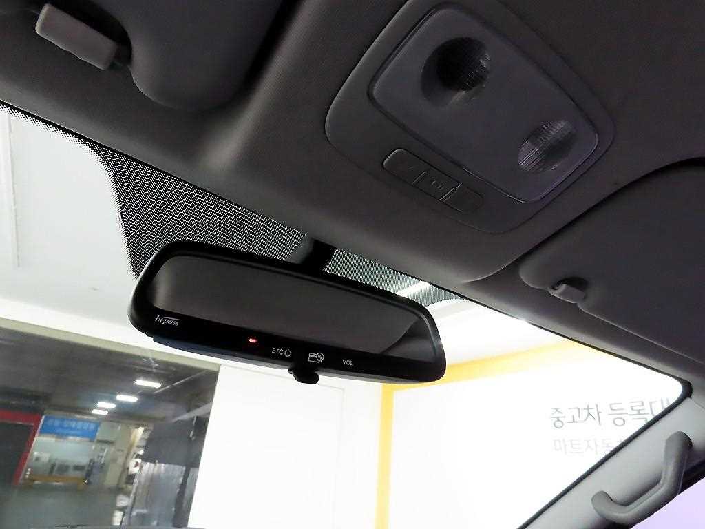 HYUNDAI Starex 2019 Plateado - Importación desde Corea - HF Imports Iquique - Foto 17