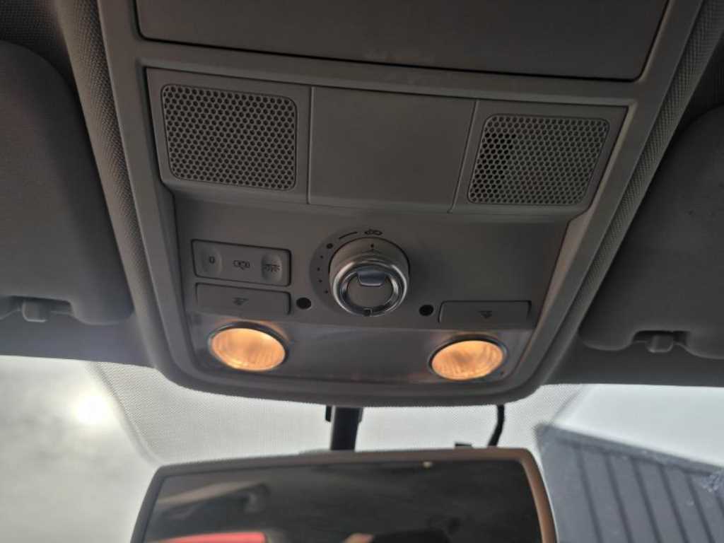 Volkswagen Passat 2015 Negro - Importación desde Corea - HF Imports Iquique - Foto 18