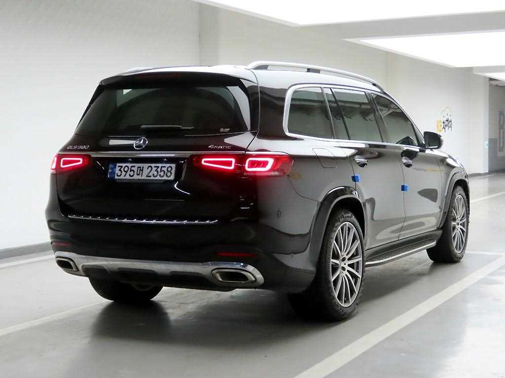 Mercedes Benz GLS Class - Vista 4