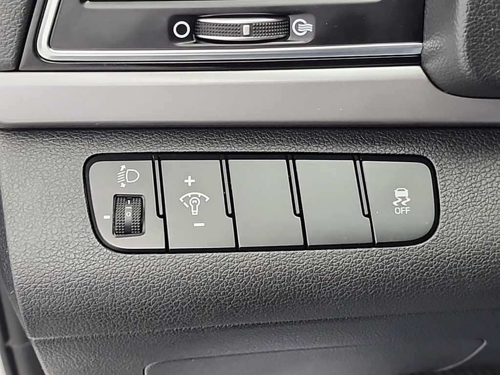 HYUNDAI Avante 2016 Blanco - Importación desde Corea - HF Imports Iquique - Foto 18