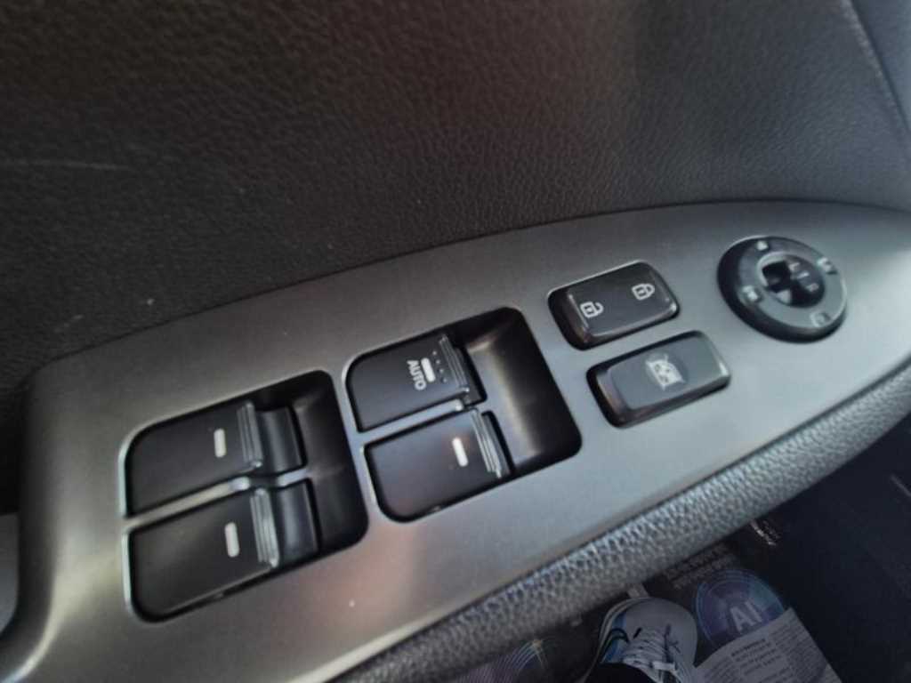 KIA K5 2011 Blanco - Importación desde Corea - HF Imports Iquique - Foto 13