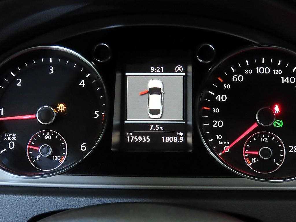 Volkswagen CC - Vista 9