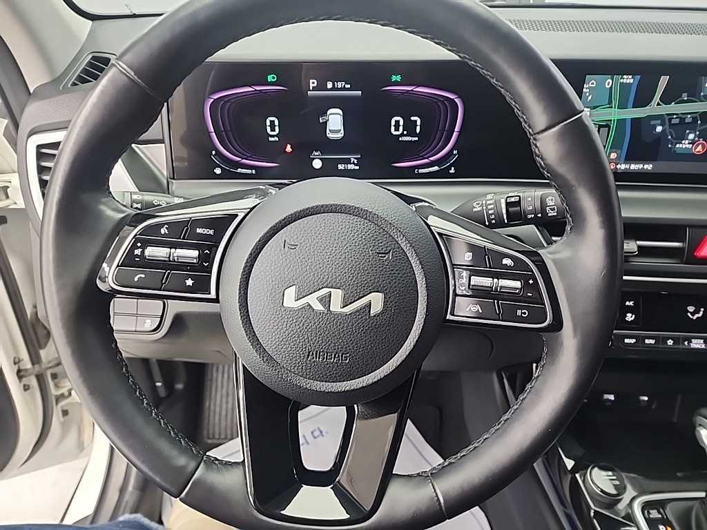 KIA Seltos - Vista 9