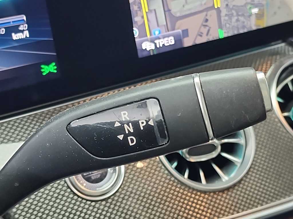 Mercedes Benz CLS Class - Vista 8