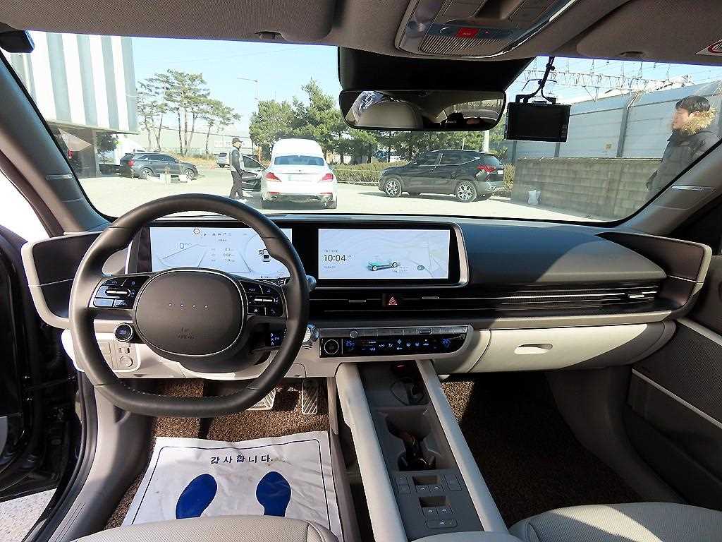 HYUNDAI Ioniq 6 - Vista 7
