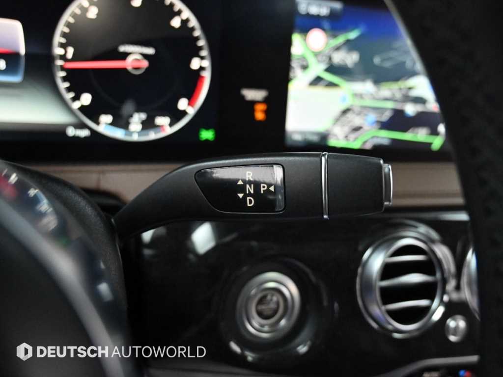 Mercedes Benz S Class - Vista 6