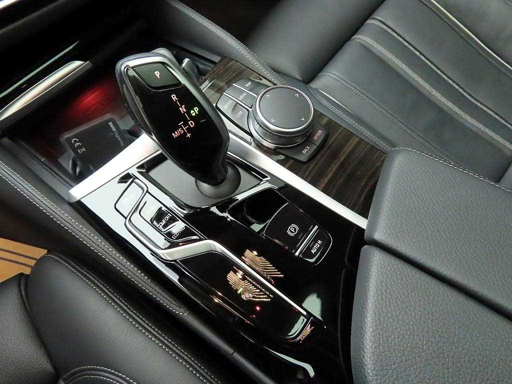 BMW 5 Series - Vista 11