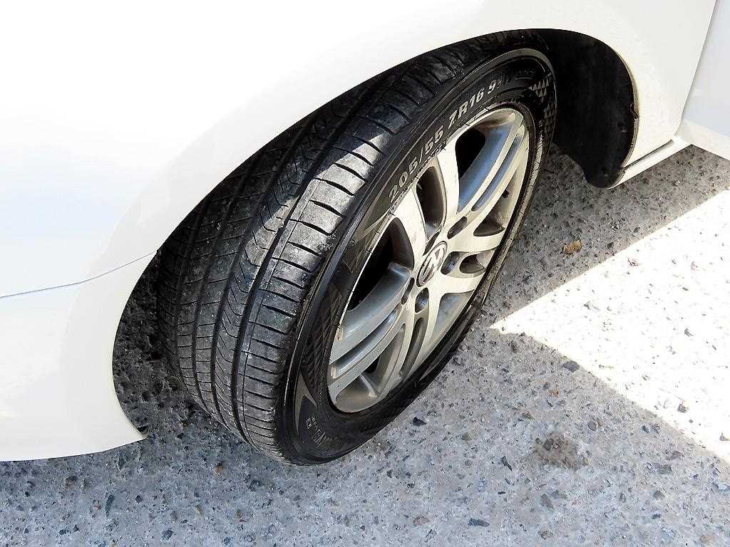 Volkswagen Golf 2012 Blanco - Importación desde Corea - HF Imports Iquique - Foto 17