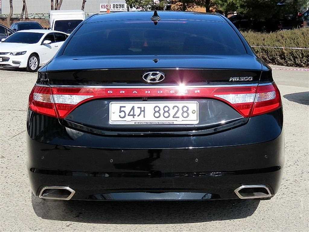 HYUNDAI Grandeur - Vista 4