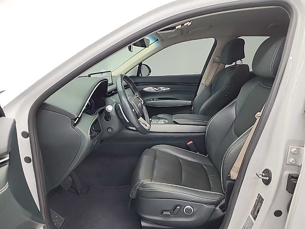 Genesis GV70 - Vista 11