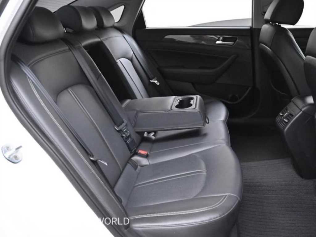 HYUNDAI Sonata - Vista 10