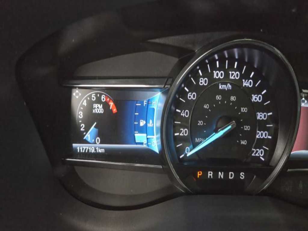 Ford Explorer - Vista 8