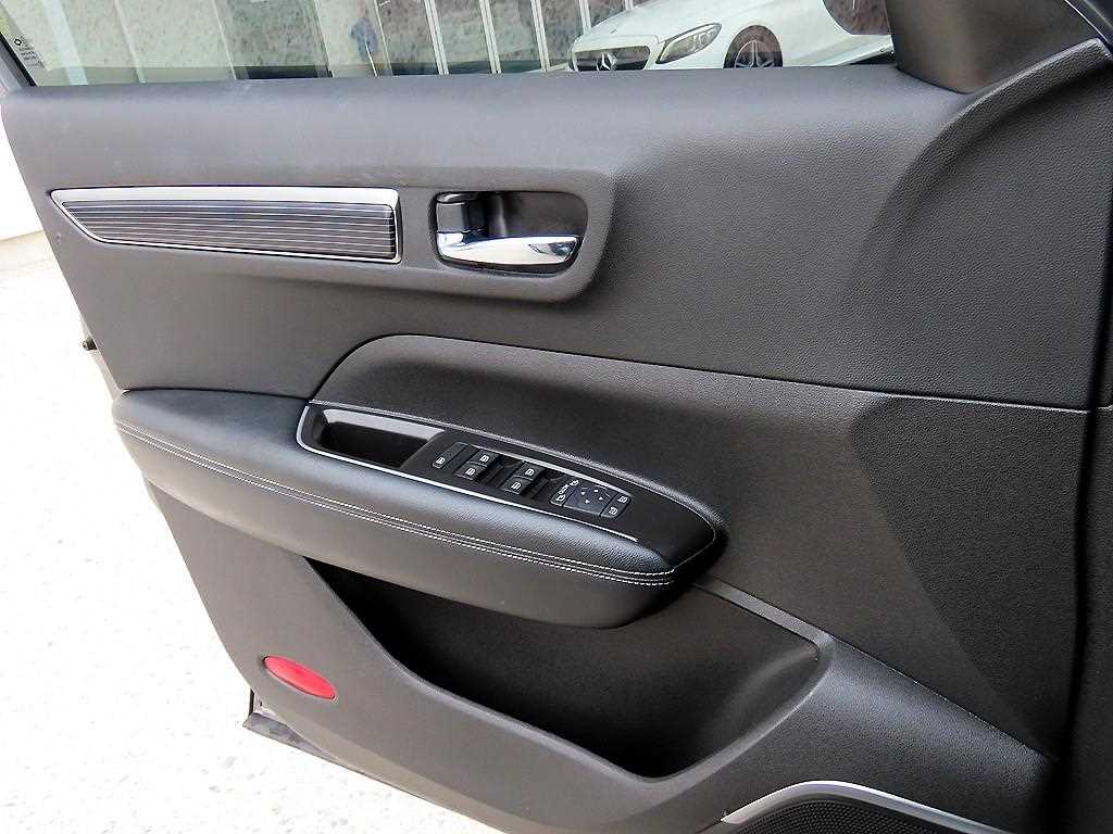 SAMSUNG QM6 - Vista 11