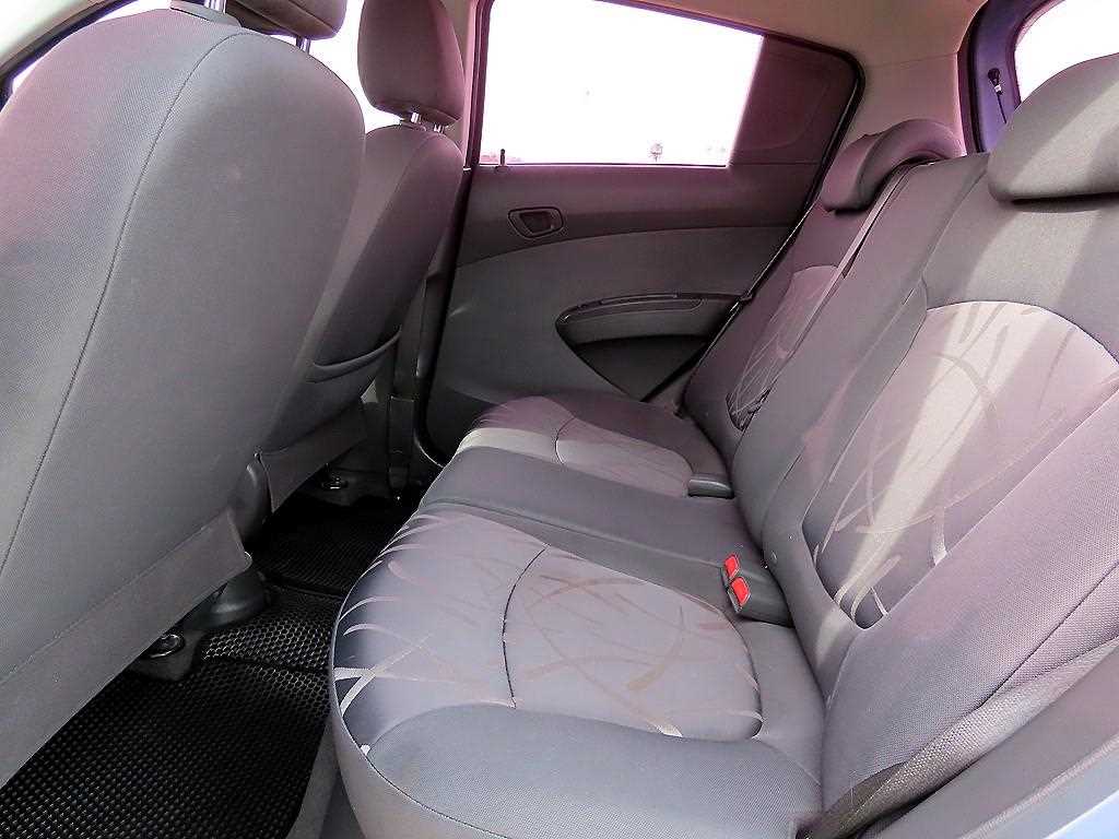 Chevrolet Spark - Vista 6