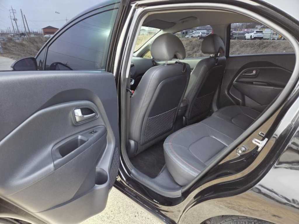 KIA Pride 2015 - Importación desde Corea - HF Imports Iquique - Foto 18