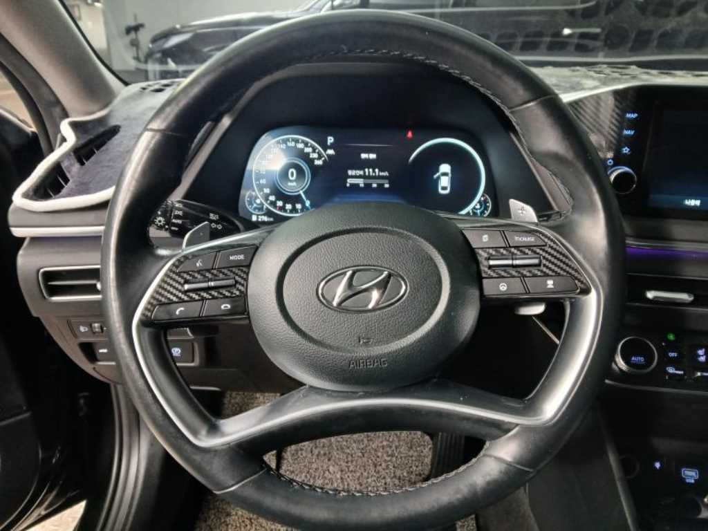 HYUNDAI Sonata - Vista 8