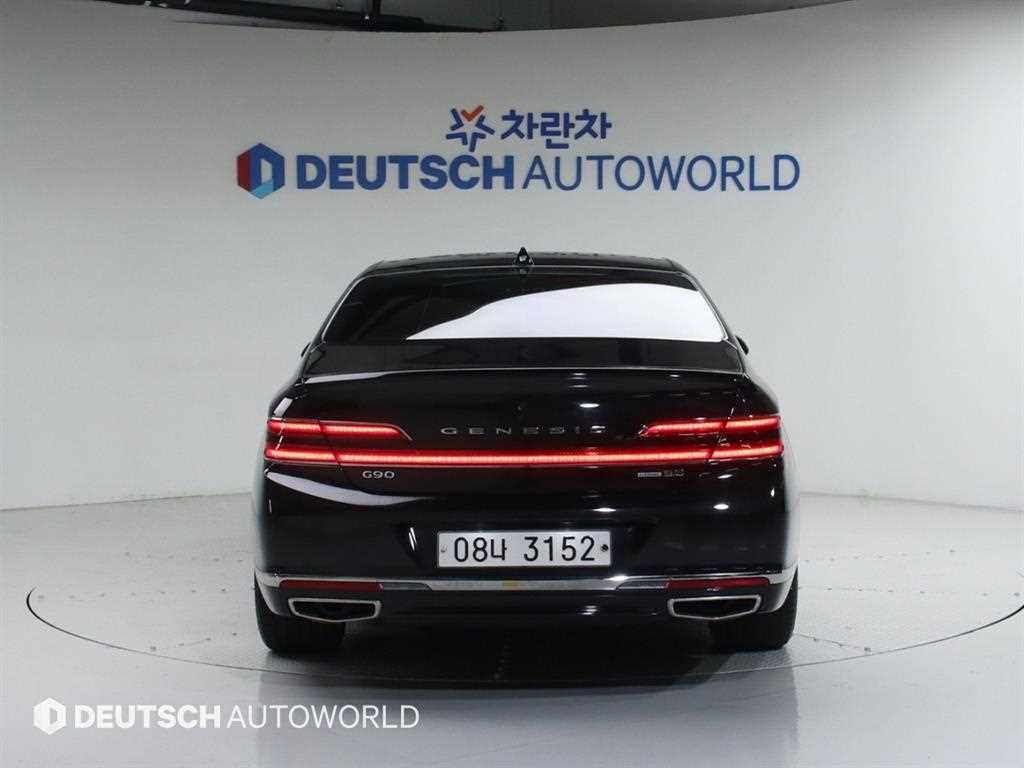 Genesis G90 - Vista 4