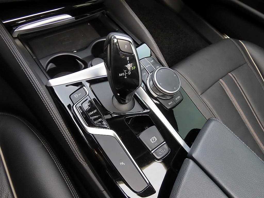 BMW 5 Series - Vista 11