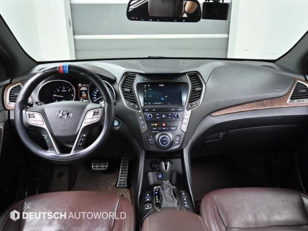 HYUNDAI Maxcruz - Vista 7
