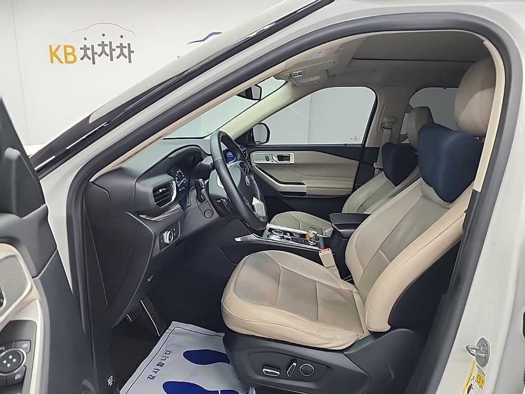 Ford Explorer - Vista 11