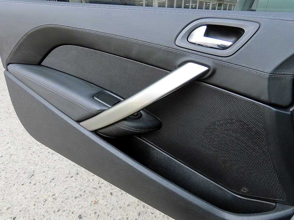 Peugeot RCZ - Vista 11