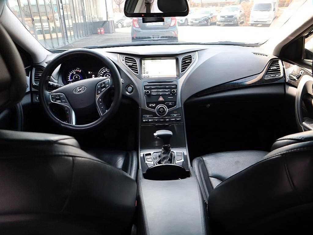 HYUNDAI Grandeur - Vista 5