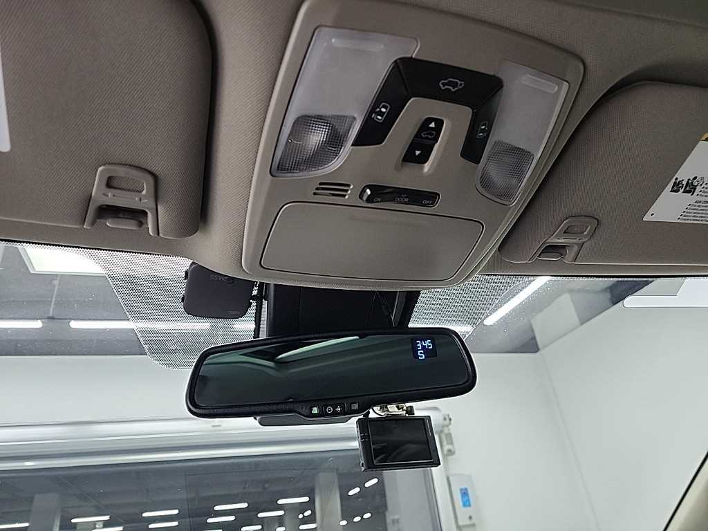 Toyota Siena 2018 Plateado - Importación desde Corea - HF Imports Iquique - Foto 18