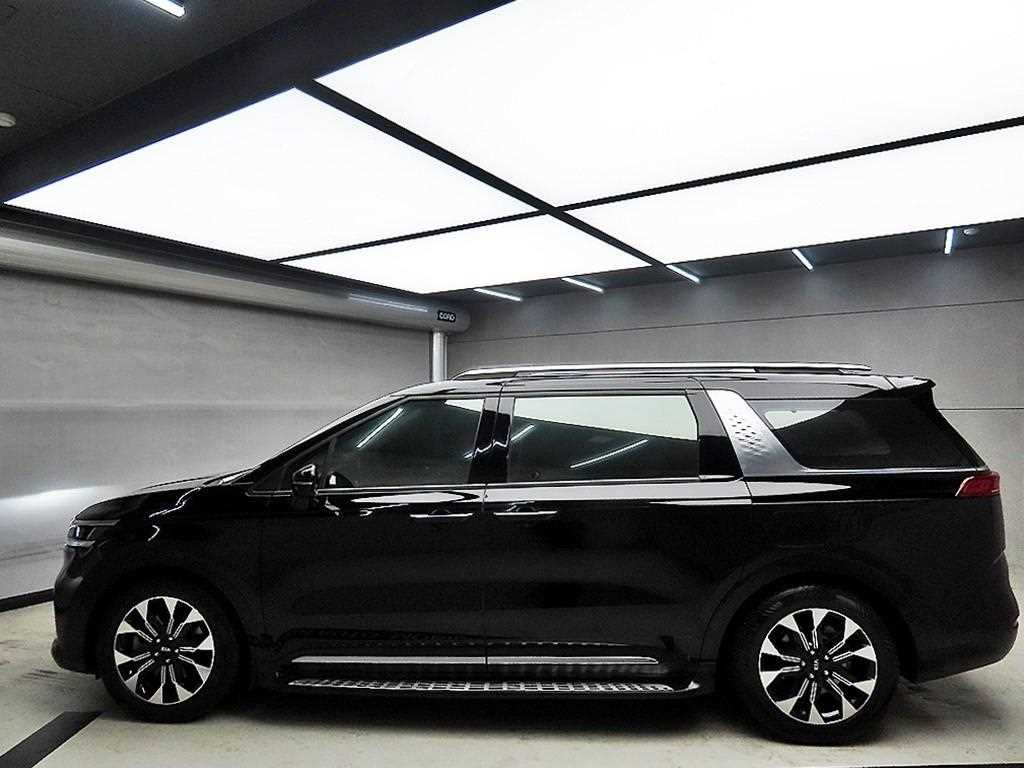 KIA Carnival - Vista 4