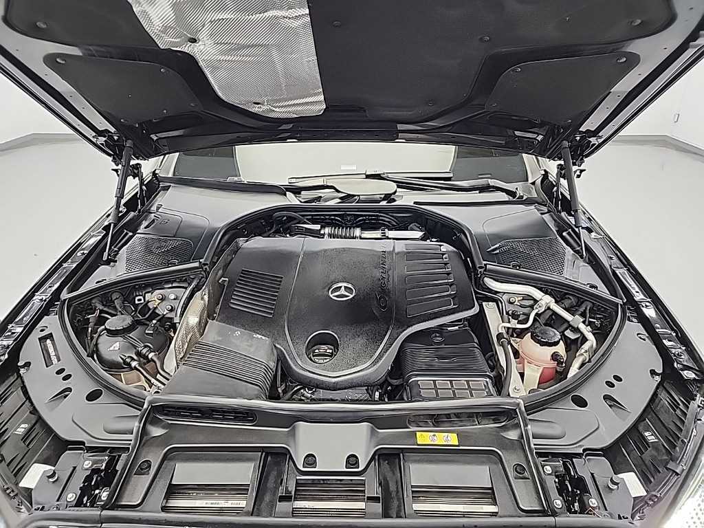 Mercedes Benz S Class - Vista 5