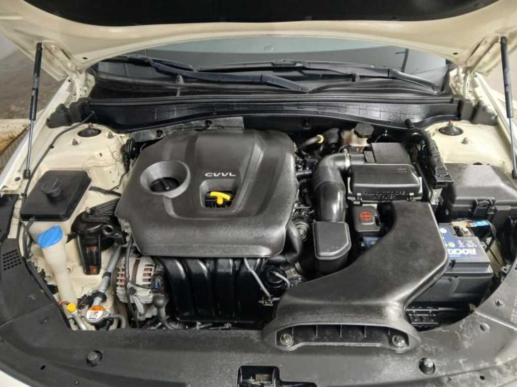 KIA K5 2016 Blanco - Importación desde Corea - HF Imports Iquique - Foto 19