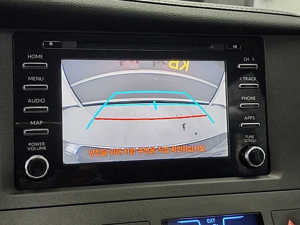 Toyota Siena 2018 Plateado - Importación desde Corea - HF Imports Iquique - Foto 17