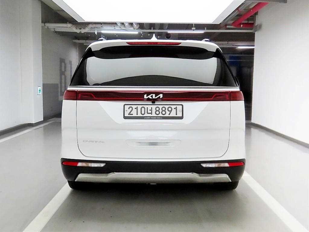 KIA Carnival - Vista 3