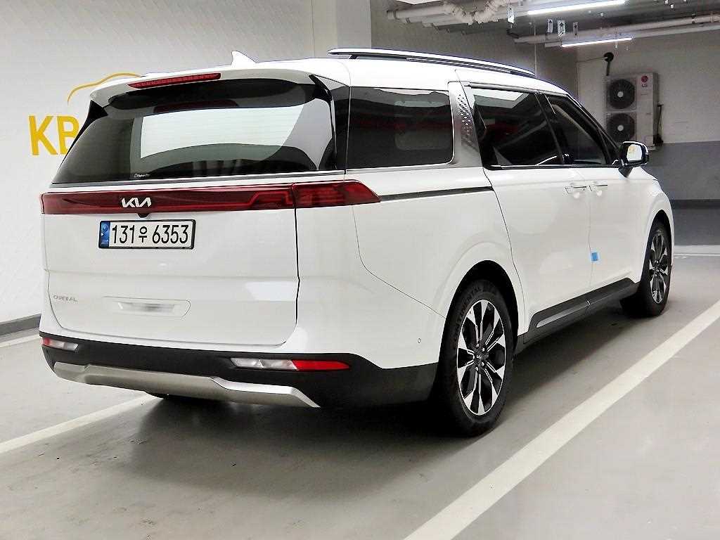 KIA Carnival - Vista 4