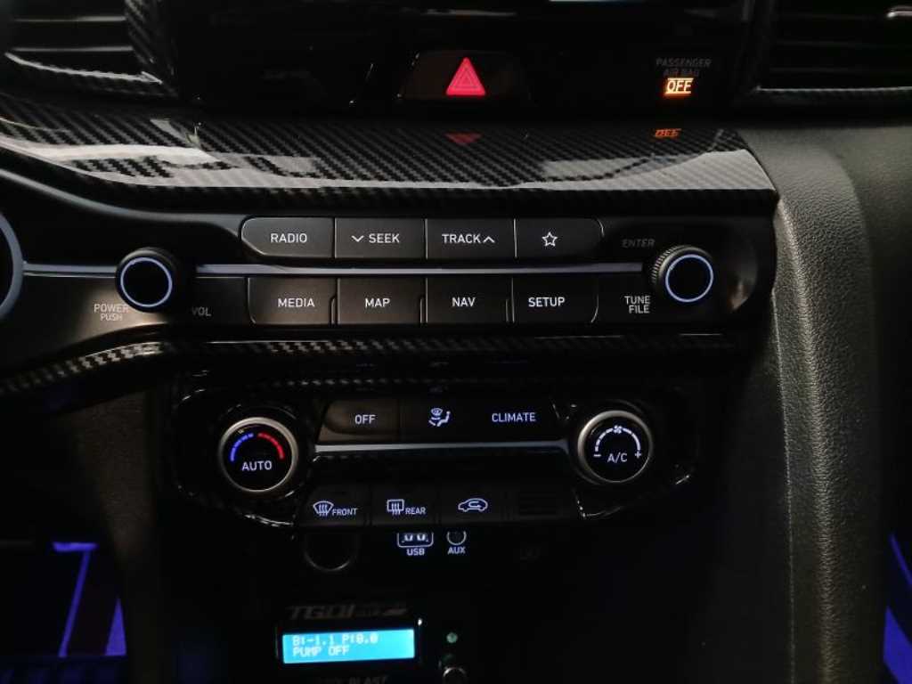 HYUNDAI Veloster - Vista 12