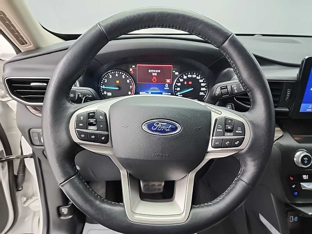 Ford Explorer - Vista 9