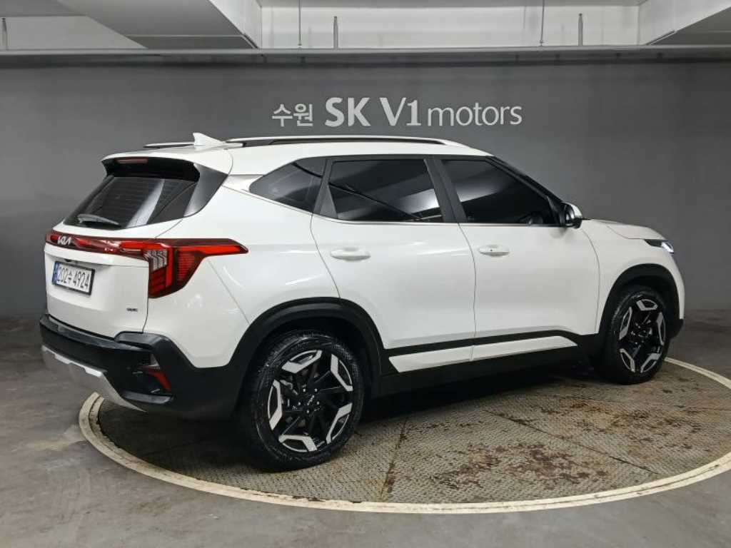 KIA Seltos - Vista 4