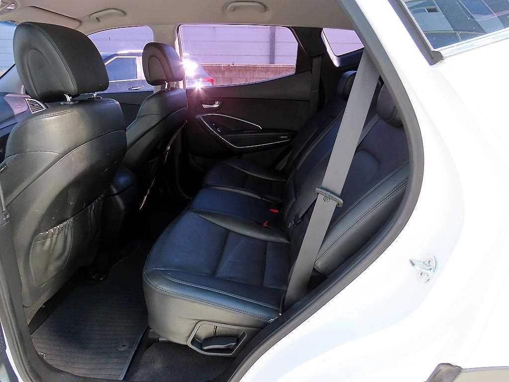 HYUNDAI Santa Fe - Vista 6