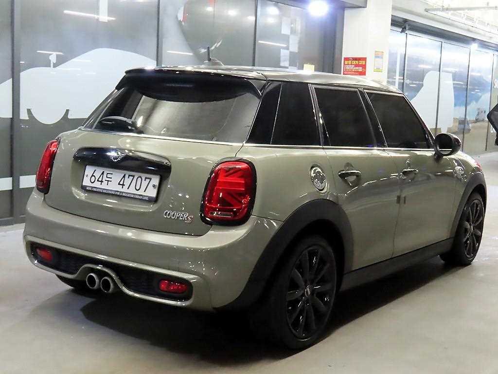 Mini Cooper - Vista 4