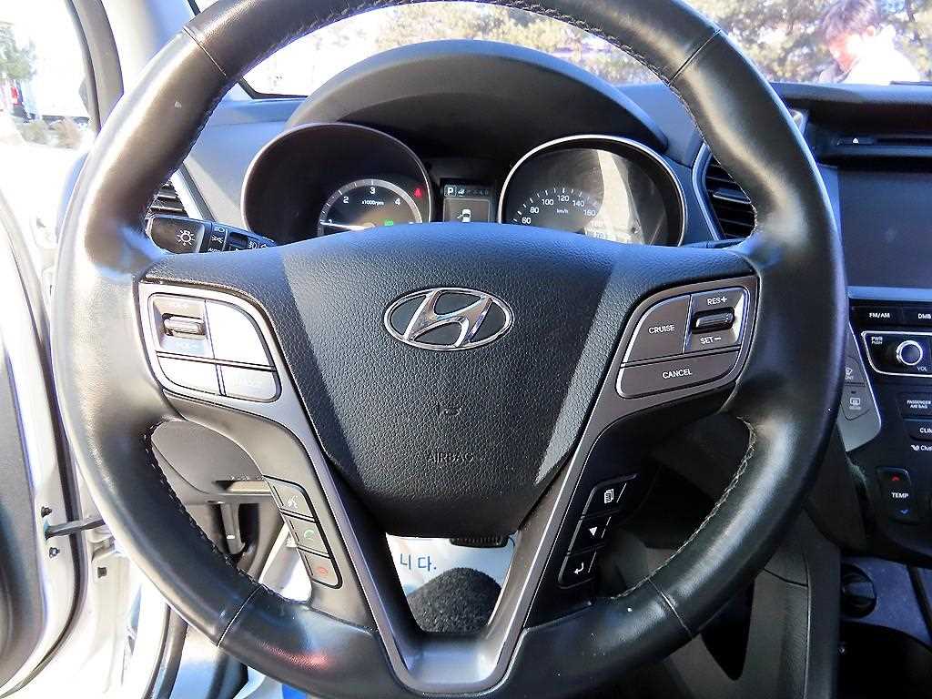 HYUNDAI Santa Fe - Vista 8